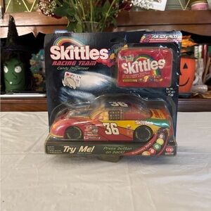 Racing Team Candy Dispenser - Red and Yellow